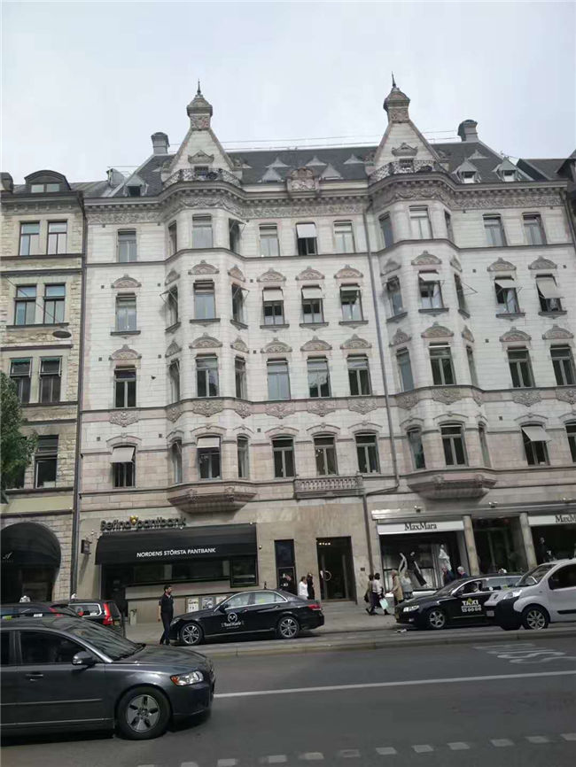 北歐+俄羅斯14日游集錦 沙尼亞首都塔林、諾貝爾文學(xué)研究院、天主教堂、王宮和皇家圖書館