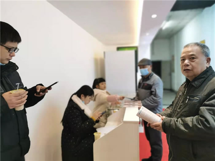 四川中青旅綿陽分社、綿陽市中旅假日旅行社、綿陽自來文化傳播有限公司24H自助售貨服務(wù)盛大開業(yè)